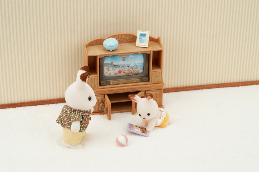 Sylvanian Families - Soffgrupp med TV set