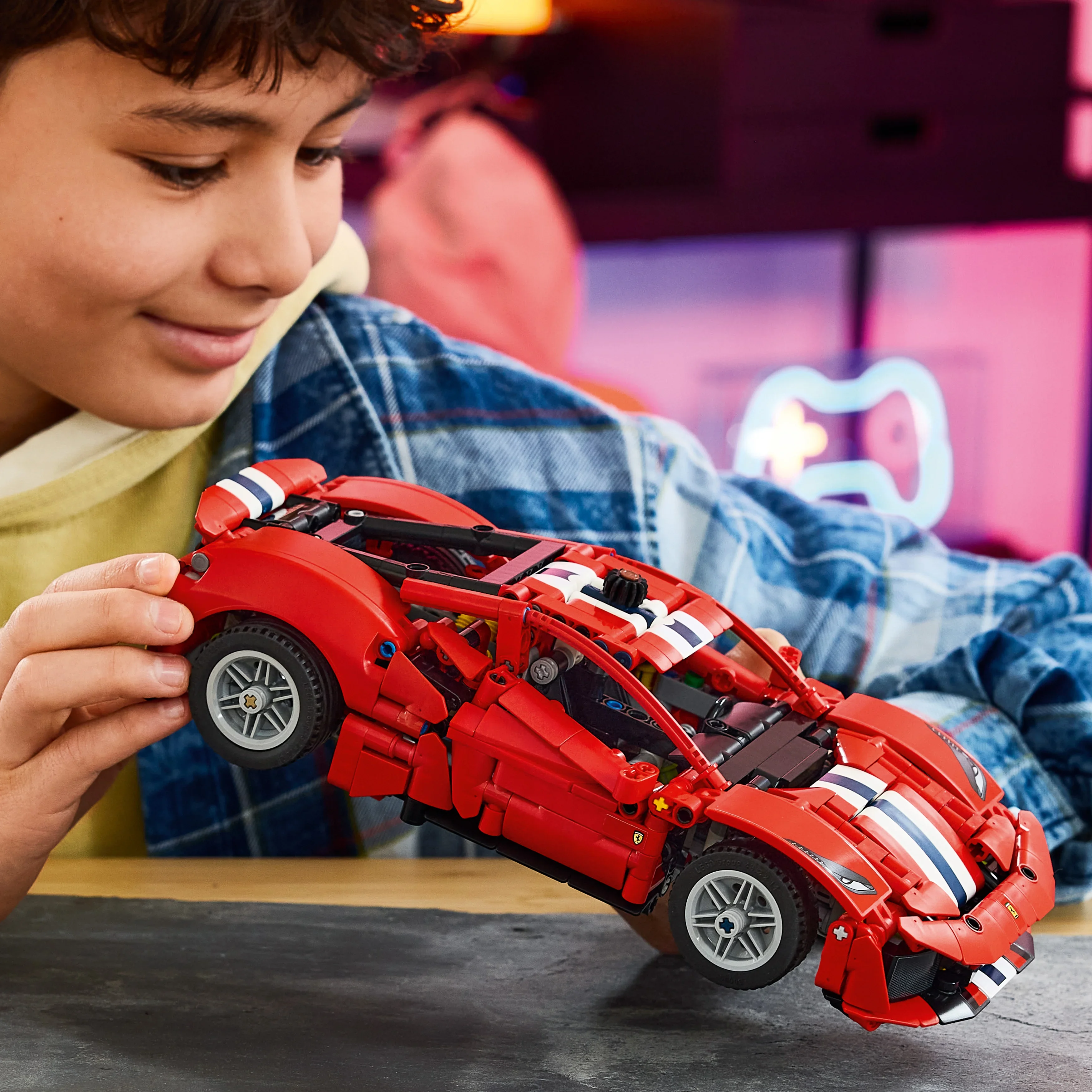 LEGO® Technic Ferrari 488 Pista bil 42235