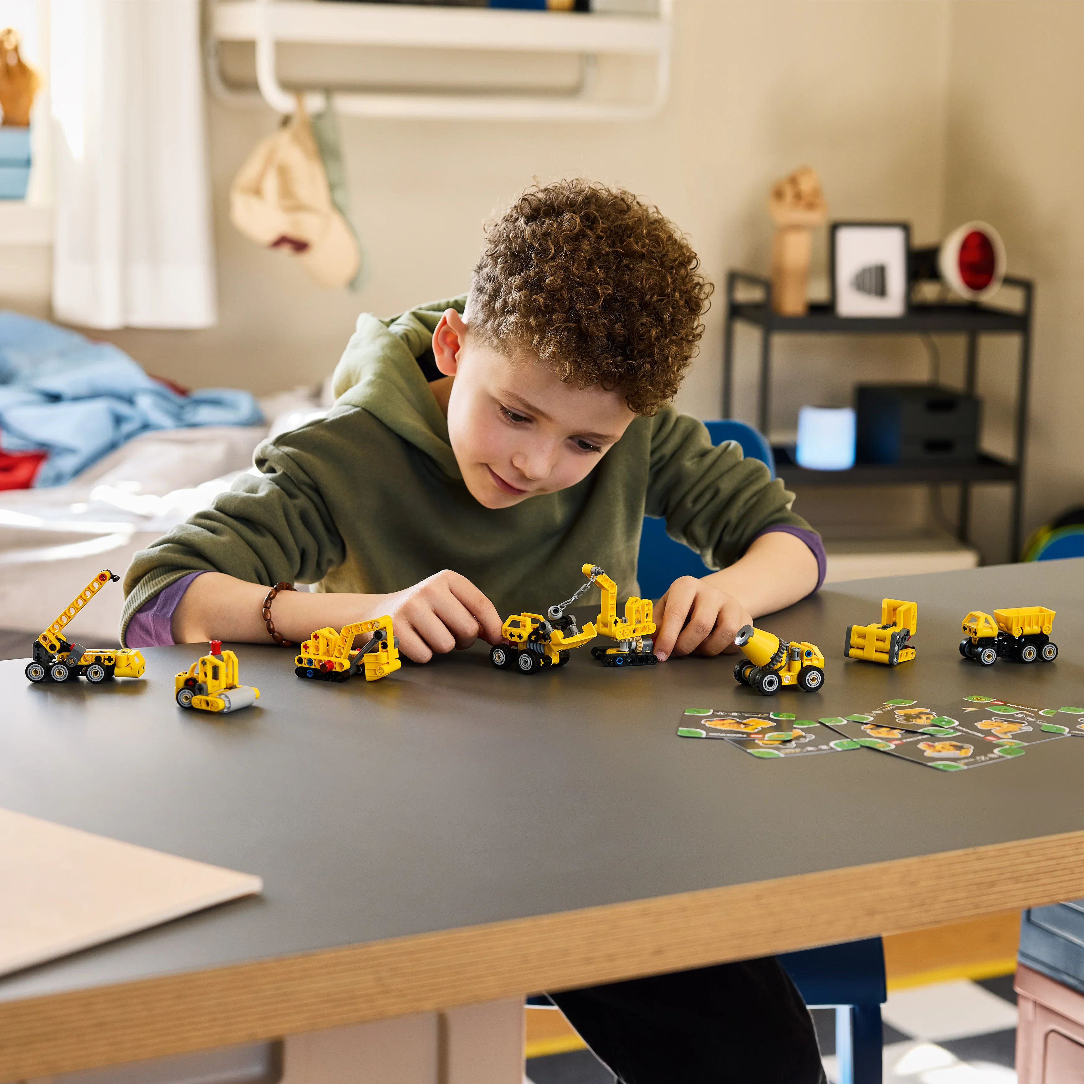 LEGO® Technic Mäktiga maskiner 42233