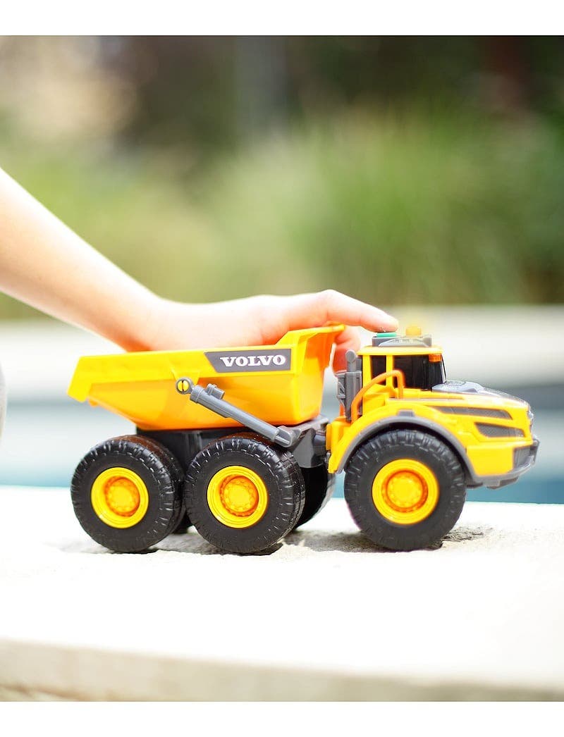 Dickie Toys Volvo Dumper 23 cm med ljus och ljud