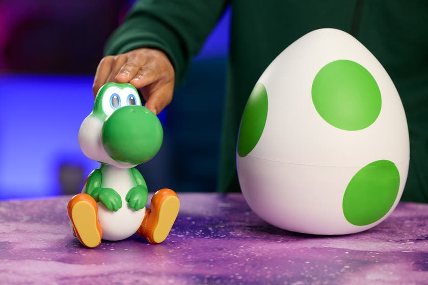Nintendo Super Mario Hatchin Interactive Yoshi