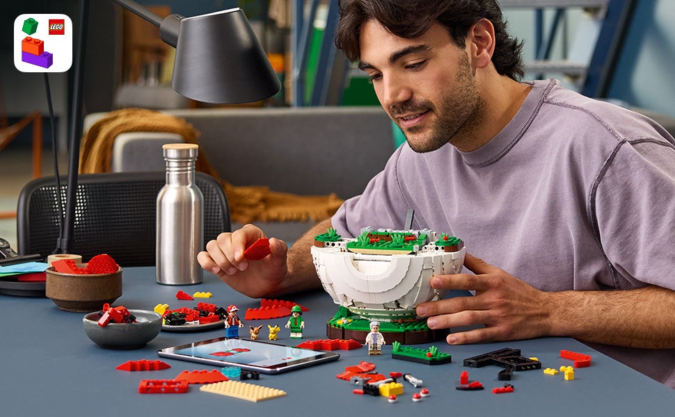 LEGO® Pokémon Ikoniska Tränarmomenten Poké Ball 72154