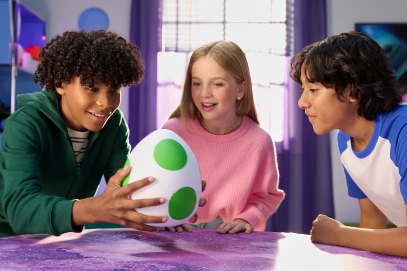 Nintendo Super Mario Hatchin Interactive Yoshi