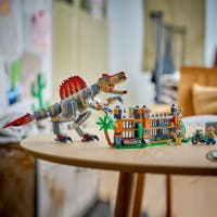 LEGO® Dinosaurieflykt med spinosaurus 77982