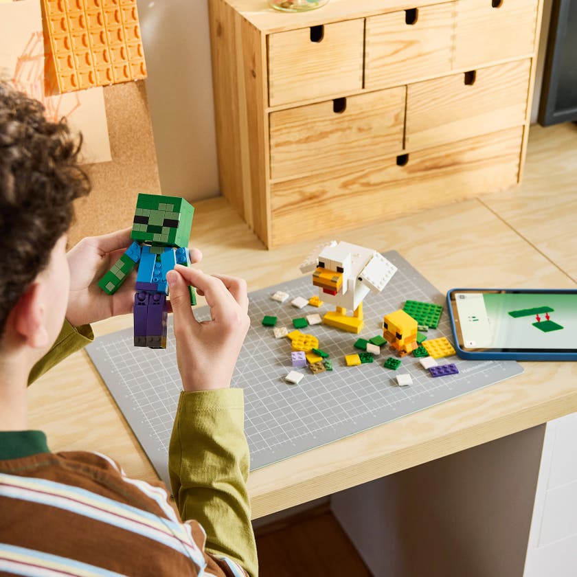 LEGO® Minecraft Hönsryttare 21582