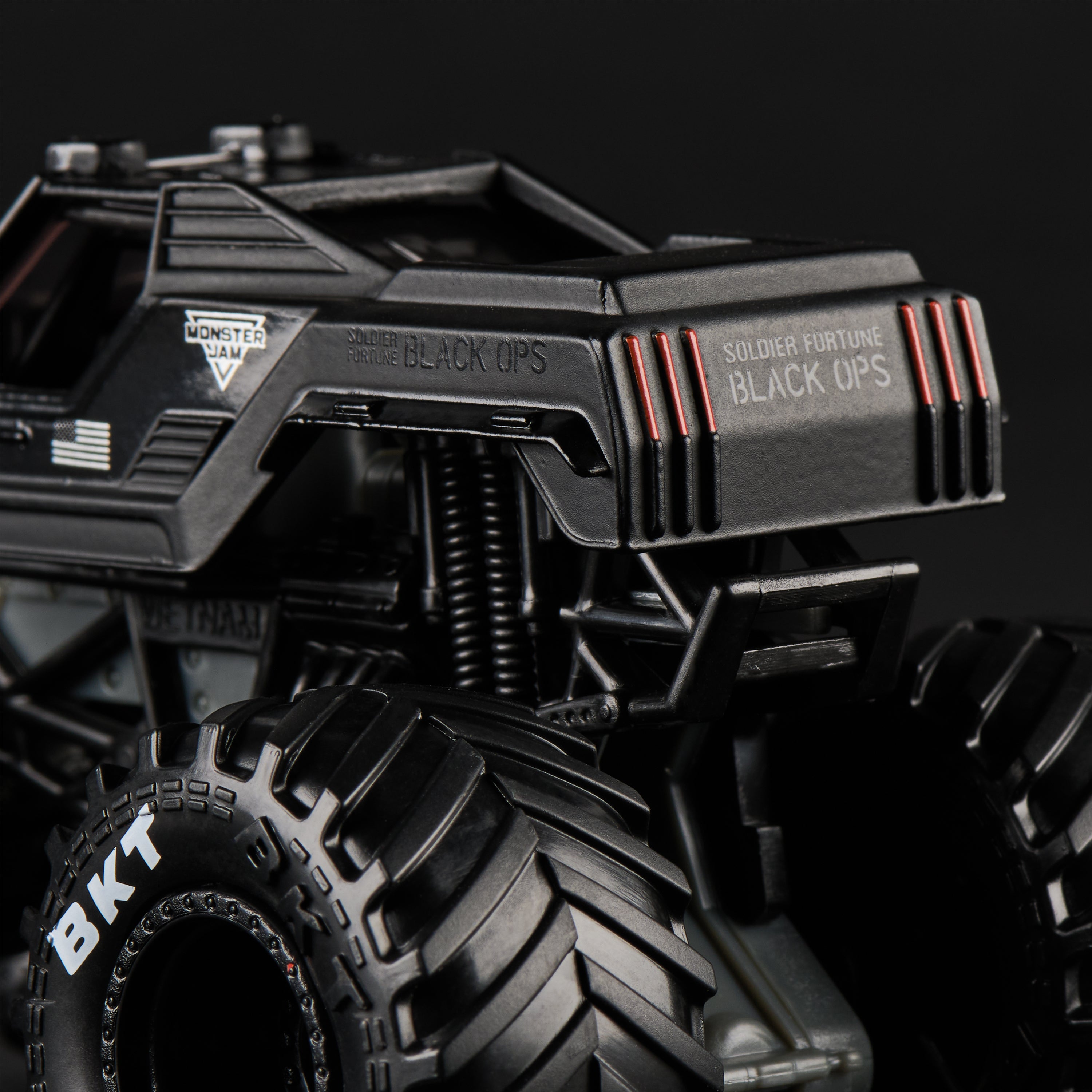 Monster Jam Megalodon Collector Truck 1:24