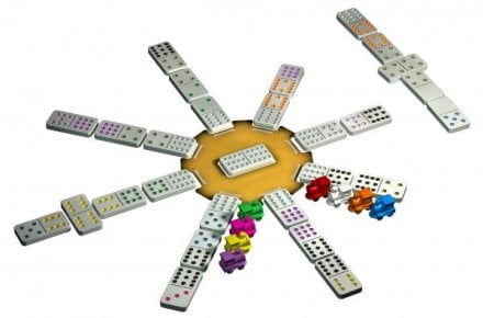 Mexican Train i plåtask