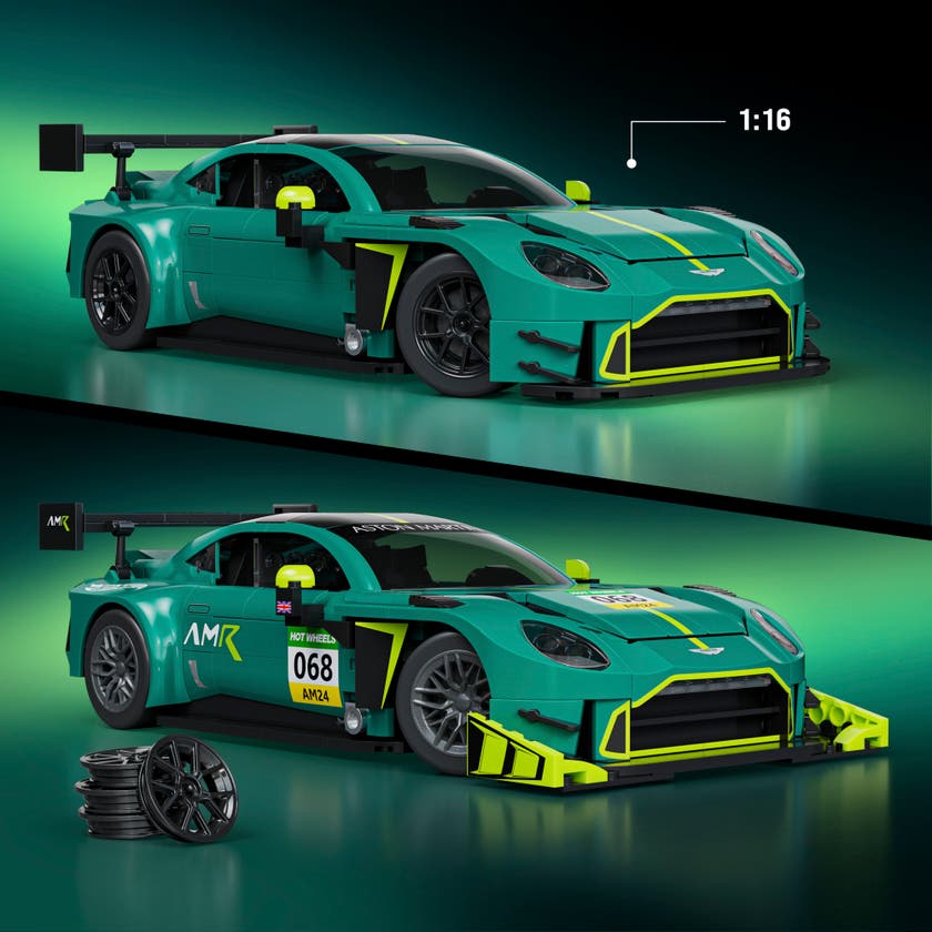Mattel Brick Shop Hot Wheels 24 Aston Martin Vantage GT3