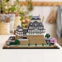 LEGO Architecture 21060, Himeji slott