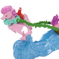 Disney Princess Ariel med vagn och sjöhäst