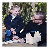 Snickarlåda med verktyg