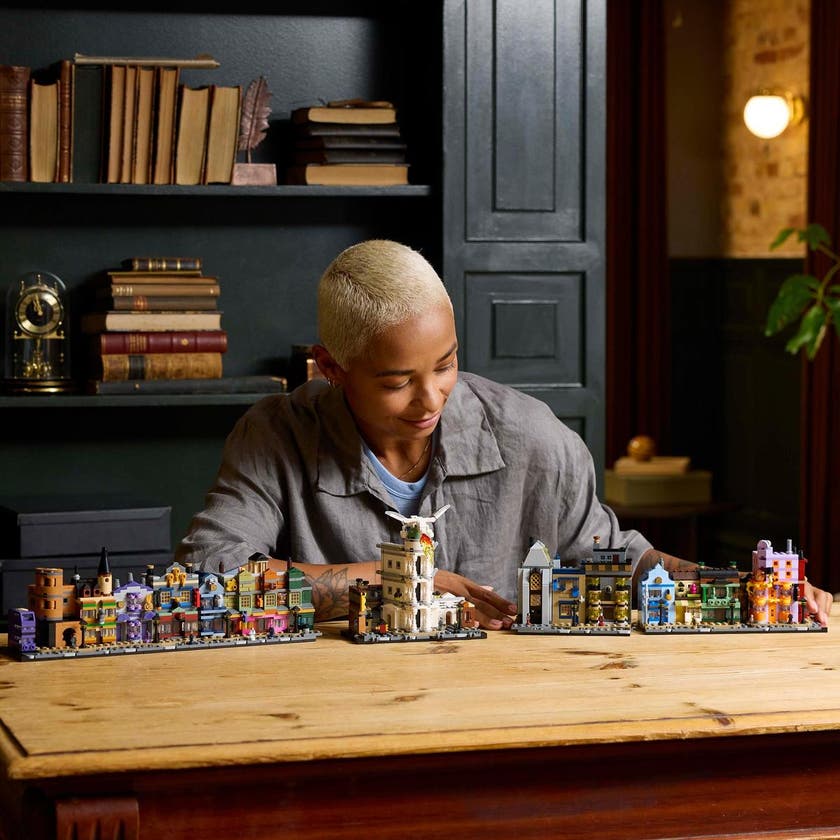 LEGO Harry Potter TM 76444, Diagongrändens trollkarlsbutiker