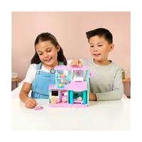 Little Live Pets, Mama Surprise Families Baby Care Clinic