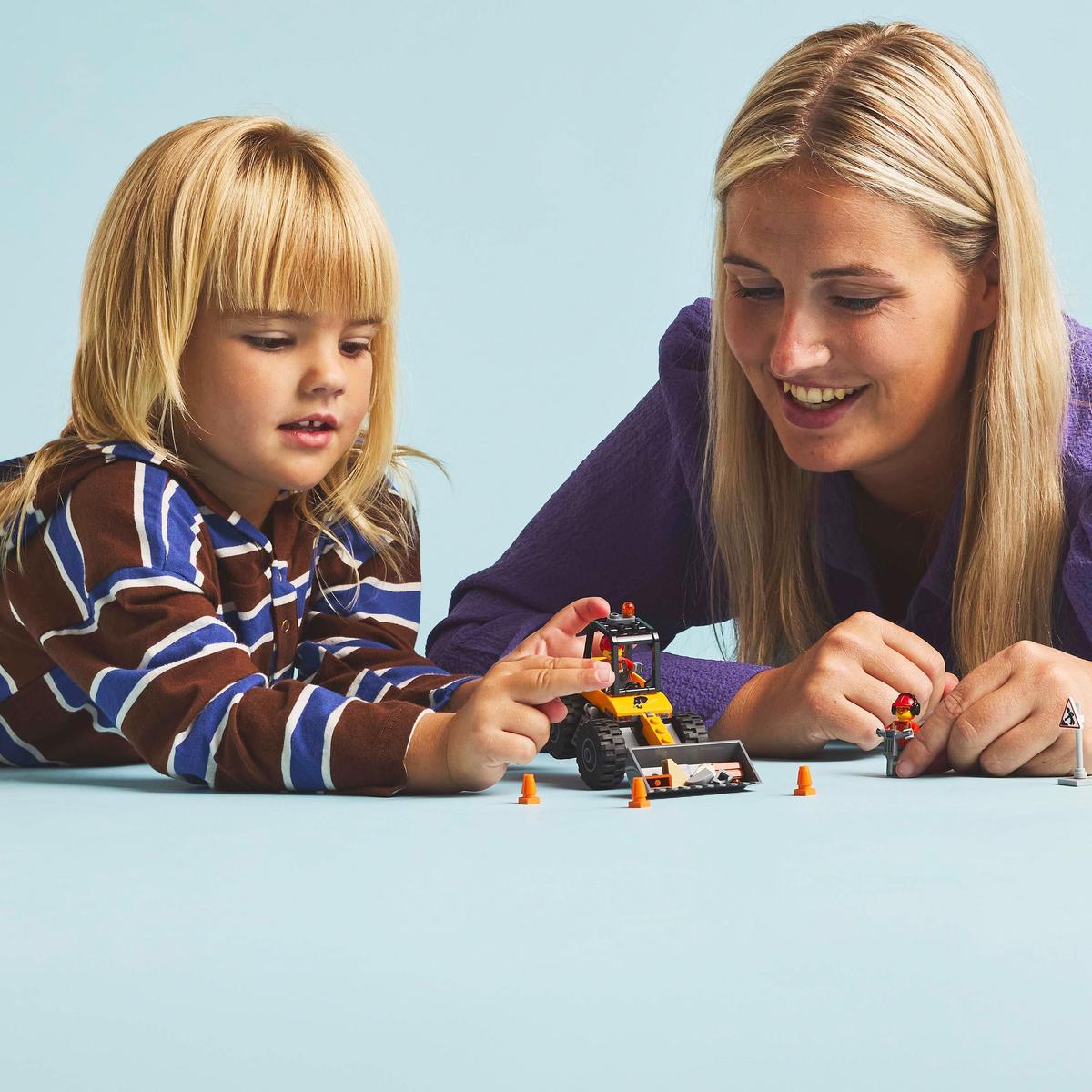 LEGO City Great Vehicles 60450, Gul hjullastare