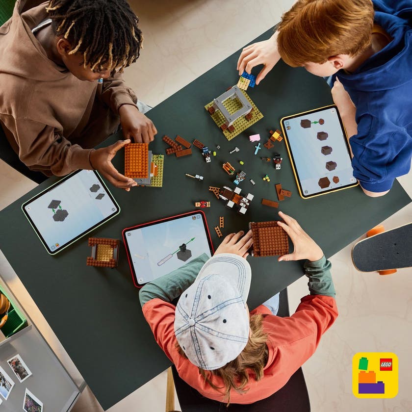 LEGO Minecraft 21278, Plundrarvakttorn och vildtjur