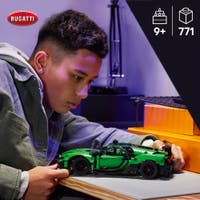 LEGO® Technic Grön Bugatti Chiron Pur Sport hyperbil 42241
