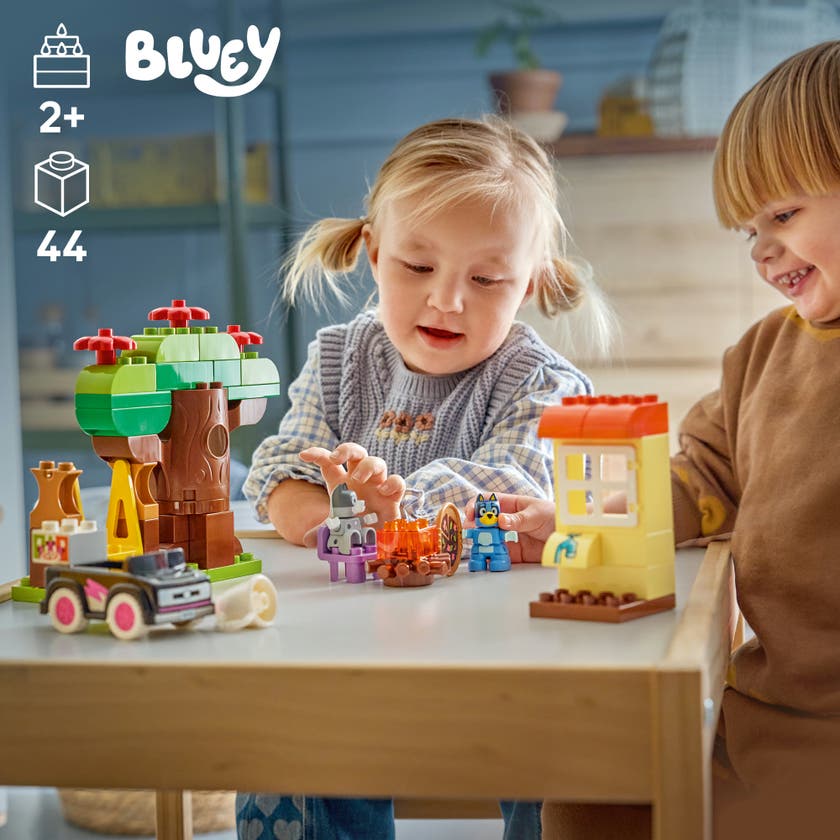 LEGO® DUPLO® Bluey Pizzatjejer med Muffin och Bluey 10469