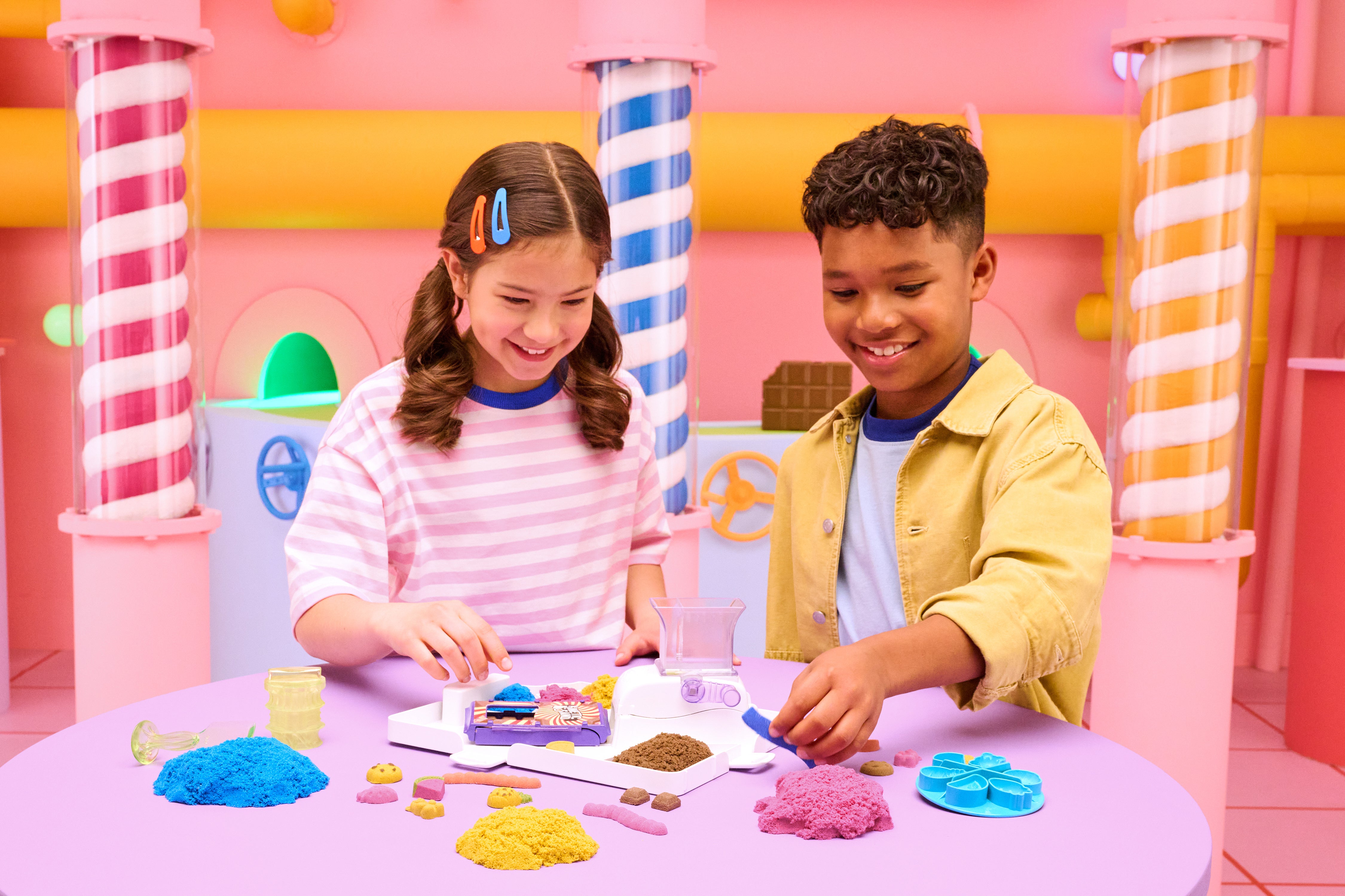 Kinetic Sand Sweet Station