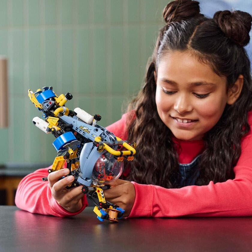 LEGO Technic 42201, Ubåt för djuphavsforskning