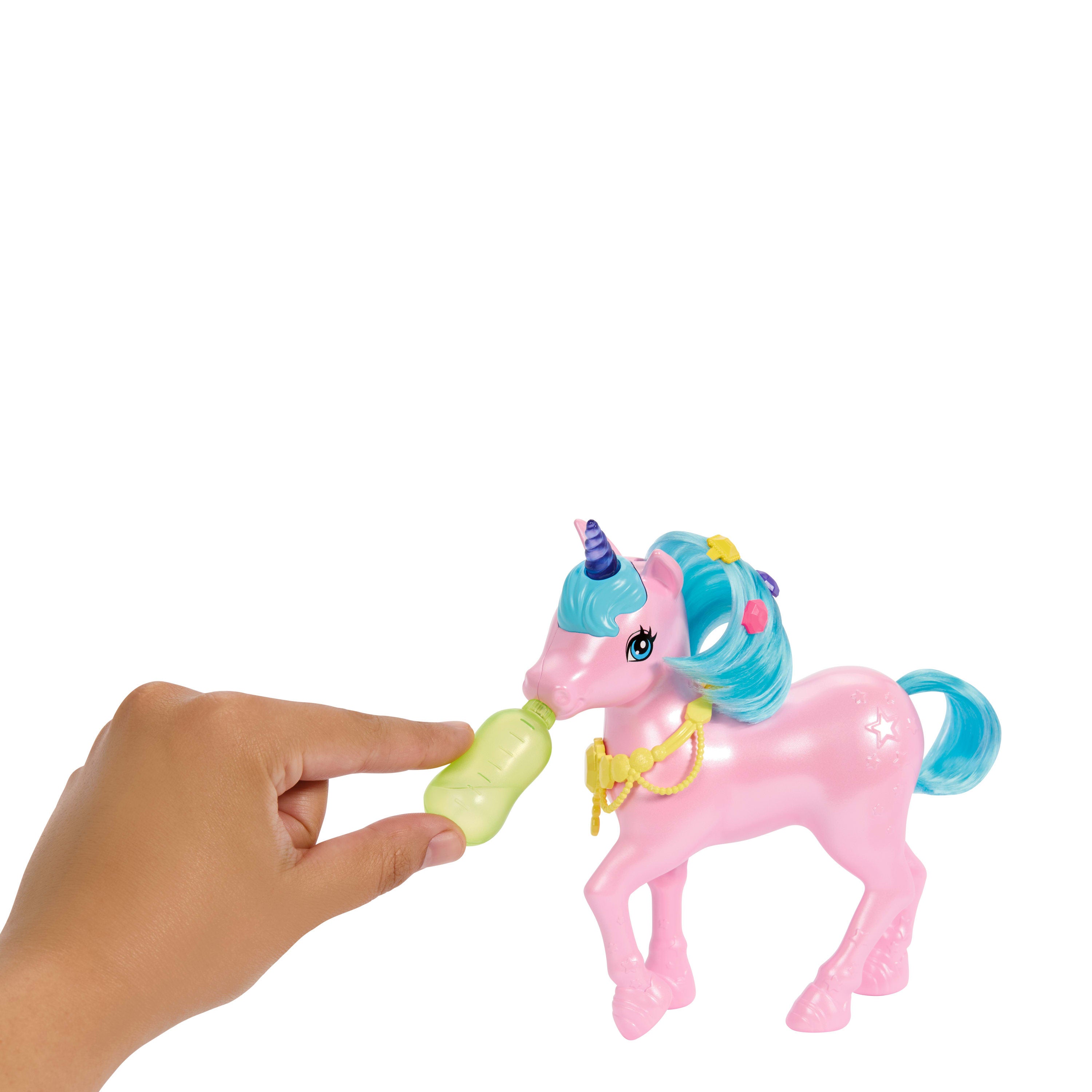 Barbie Unicorn Cuddle & Care Playset