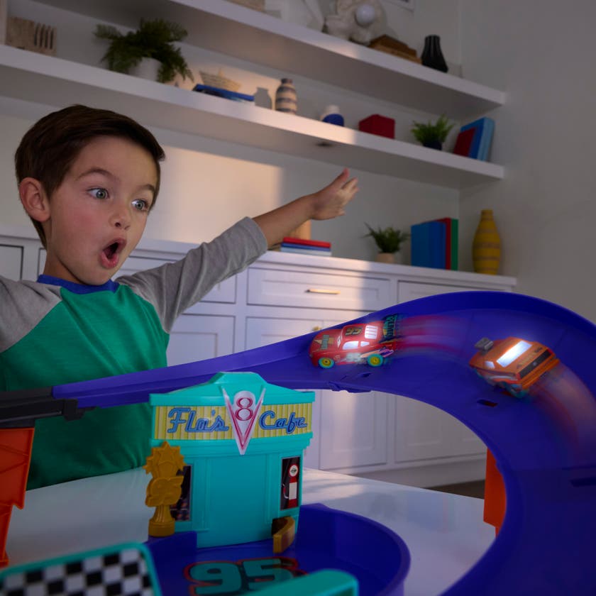 Disney Cars Blixten McQueens Racerbana