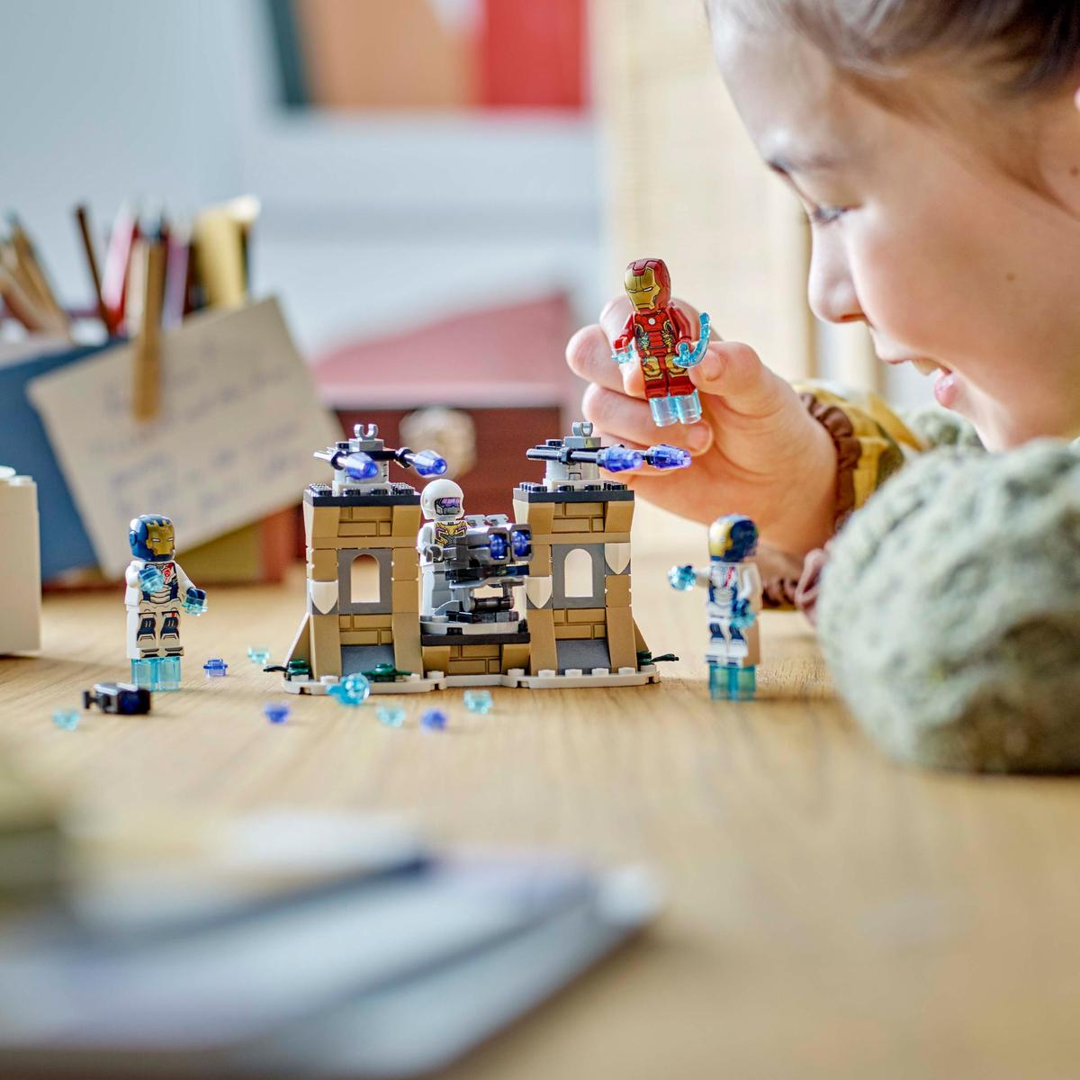 LEGO Marvel 76288, Iron Man & Iron Legion mot Hydrasoldat