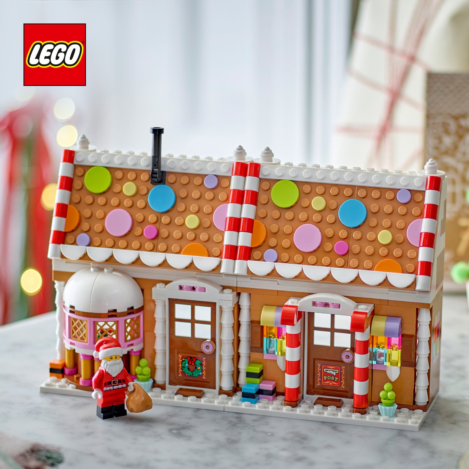 LEGO® Iconic Juligt pepparkakshus 40809