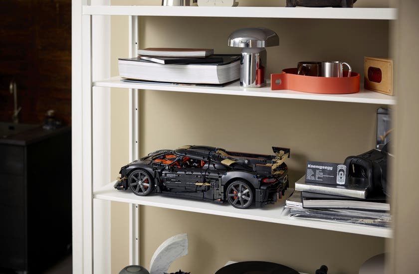 LEGO® Technic Koenigsegg Sadair's Spear Megacar 42232