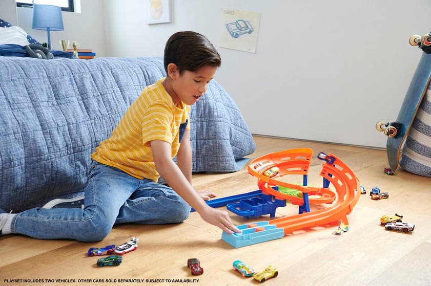 Hot Wheels, Action Whip Around Raceway