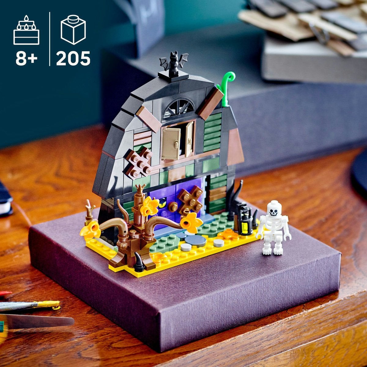 LEGO Iconic 40721, Halloweenlada