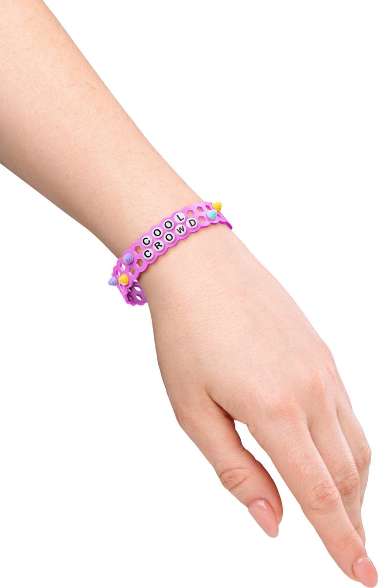 JELLY BANDS Armband – blå hallon, tuggummi eller körsbär
