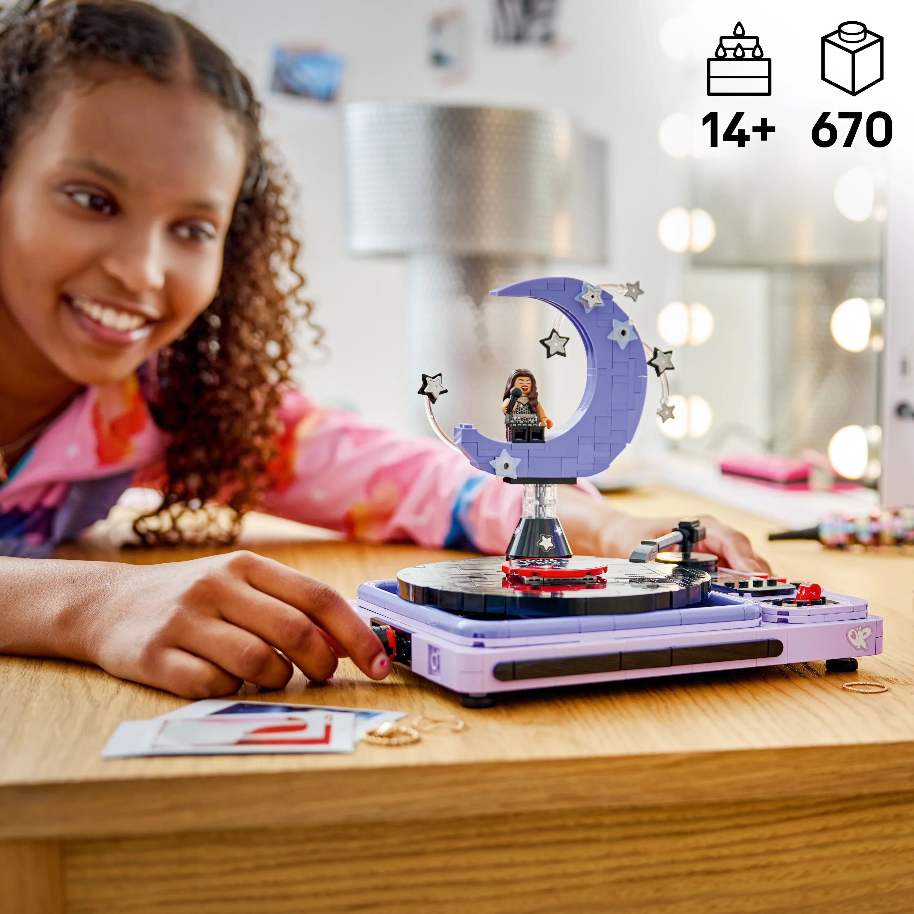 LEGO® Editions Olivia Rodrigos konsertmåne 43029