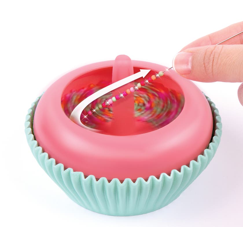 Make it Real, Sweet Swirls: Spinsational Bracelet Maker