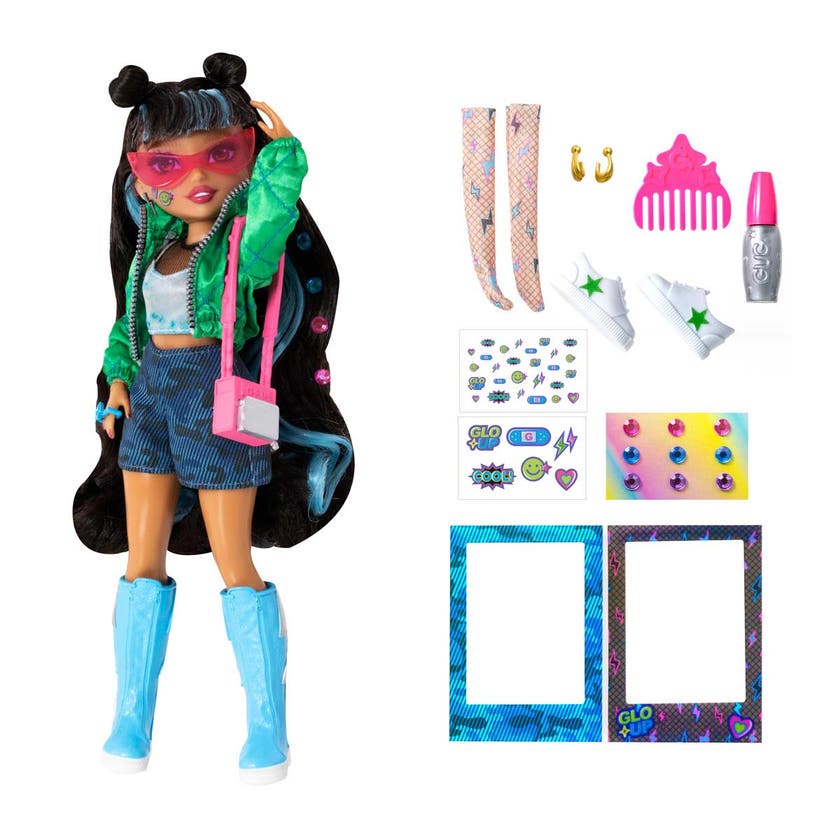 Glo-Up Girls, Alex S3