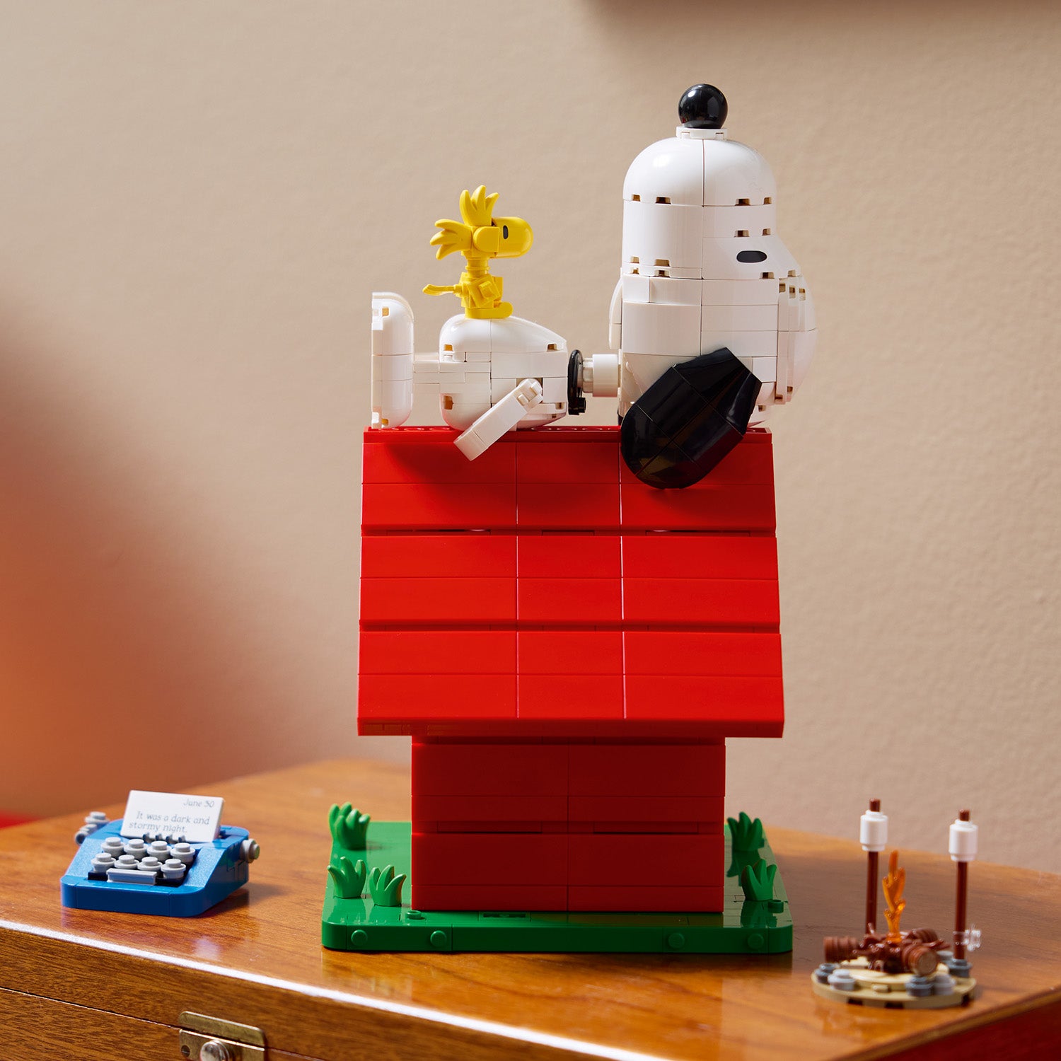 LEGO® Ideas Snobben: Snobbens hundkoja Set 21368