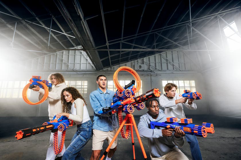 XSHOT Insanity Manic Blaster med 24 pilar