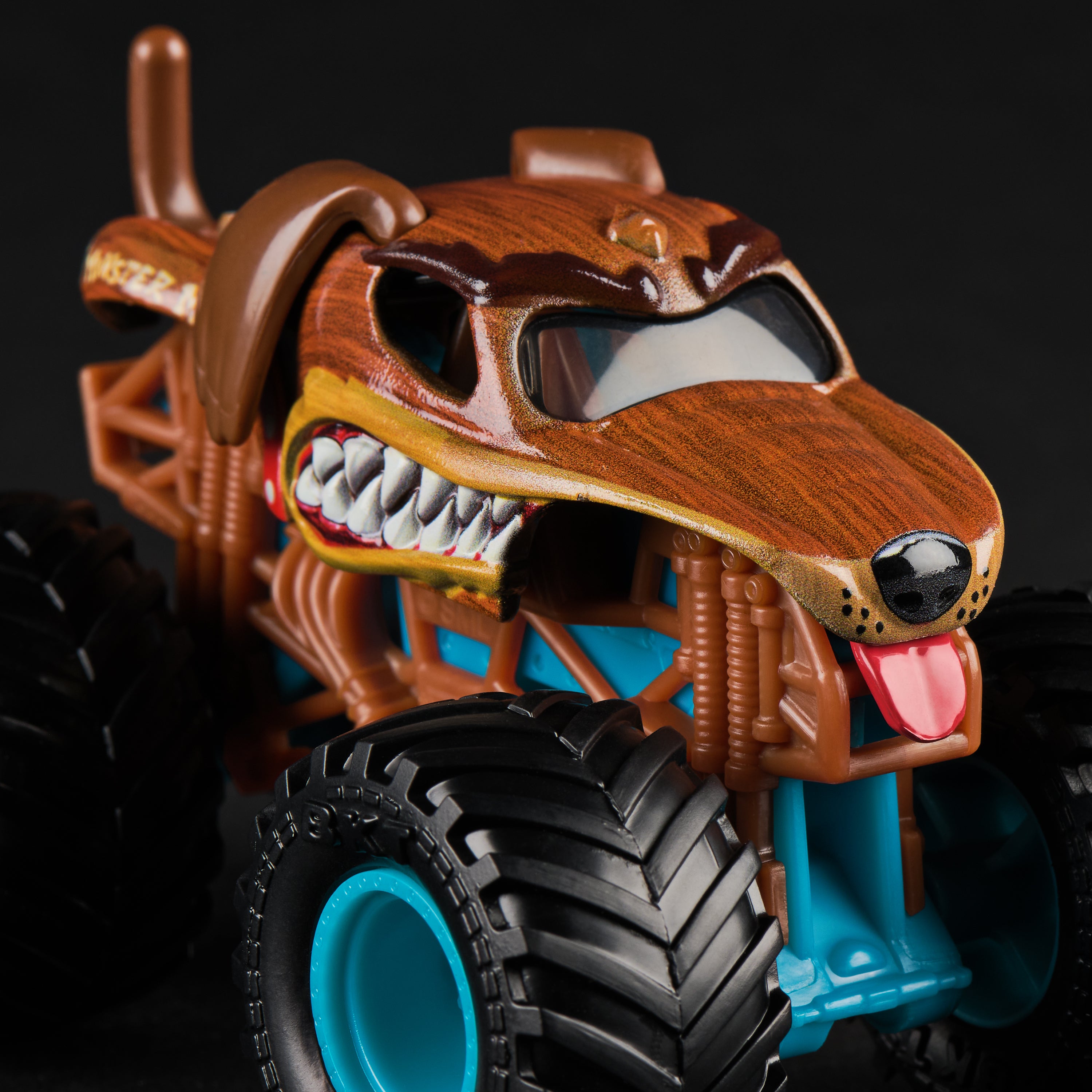 Monster Jam Megalodon Collector Truck 1:24