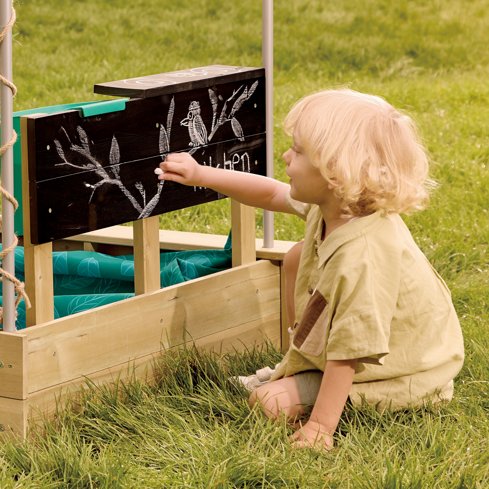 Hape Multifunctional Sandpit
