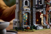 LEGO® Icons Mayor Manor 11383