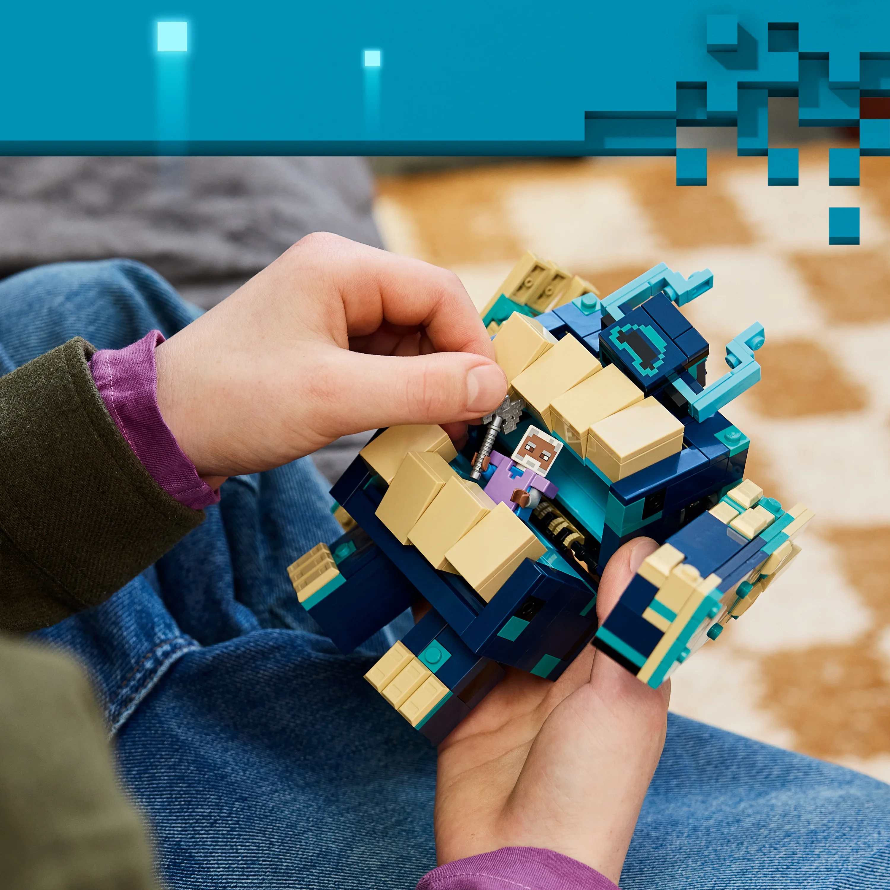 LEGO® Minecraft 21591, Striden mot den förvrängda väktaren