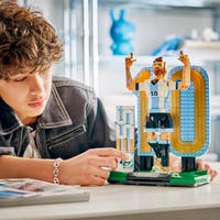 LEGO® Editions Lionel Messi – fotbollslegend Set 43015