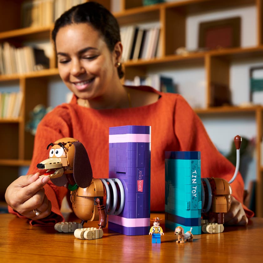 LEGO® | Disney and Pixar Toy Story Bokstöd med hunden Slinky 43301