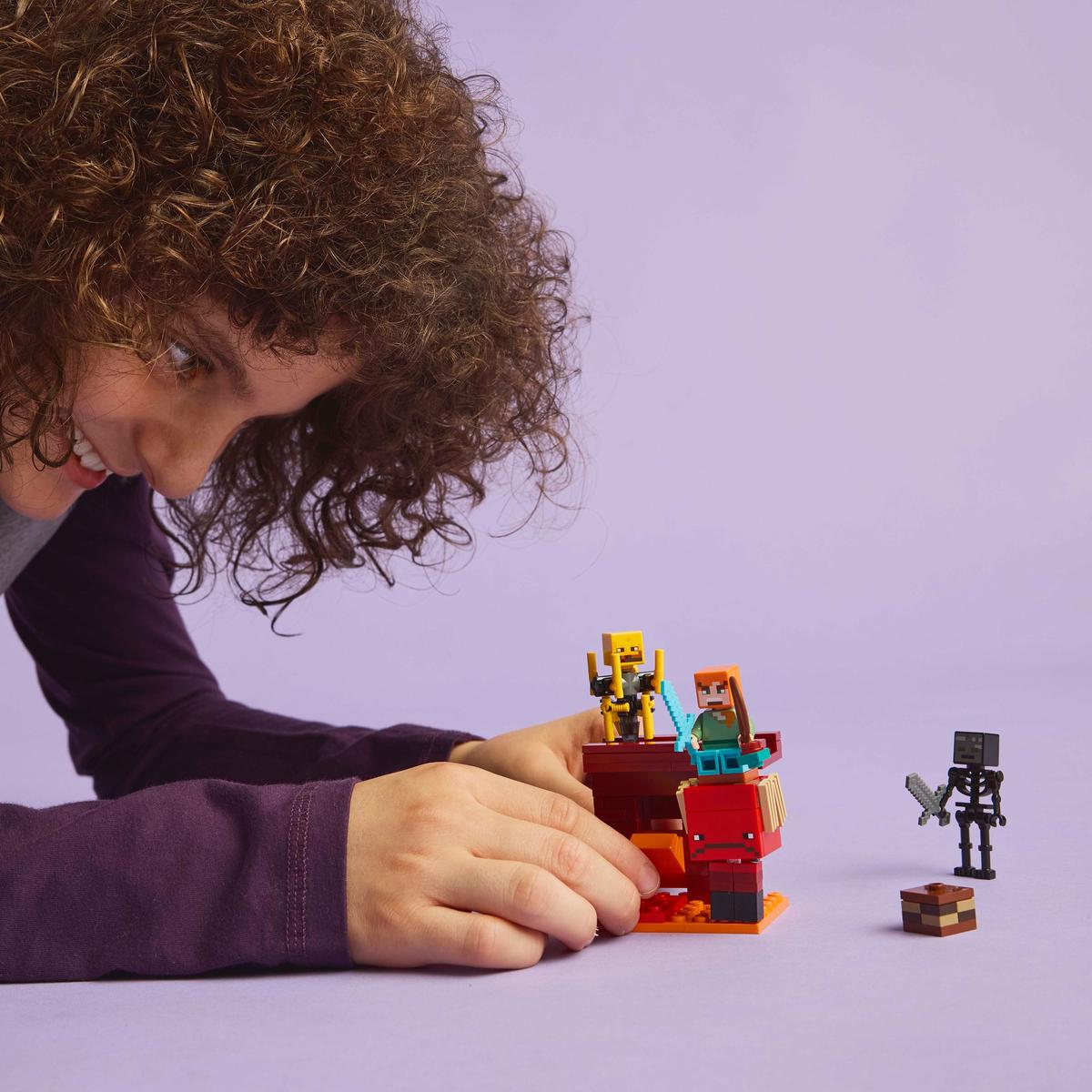 LEGO Minecraft 21266, Lavastriden i Nether