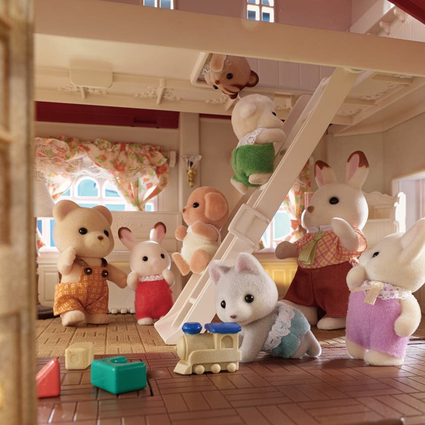 Sylvanian Families - Den nya villan med vinden