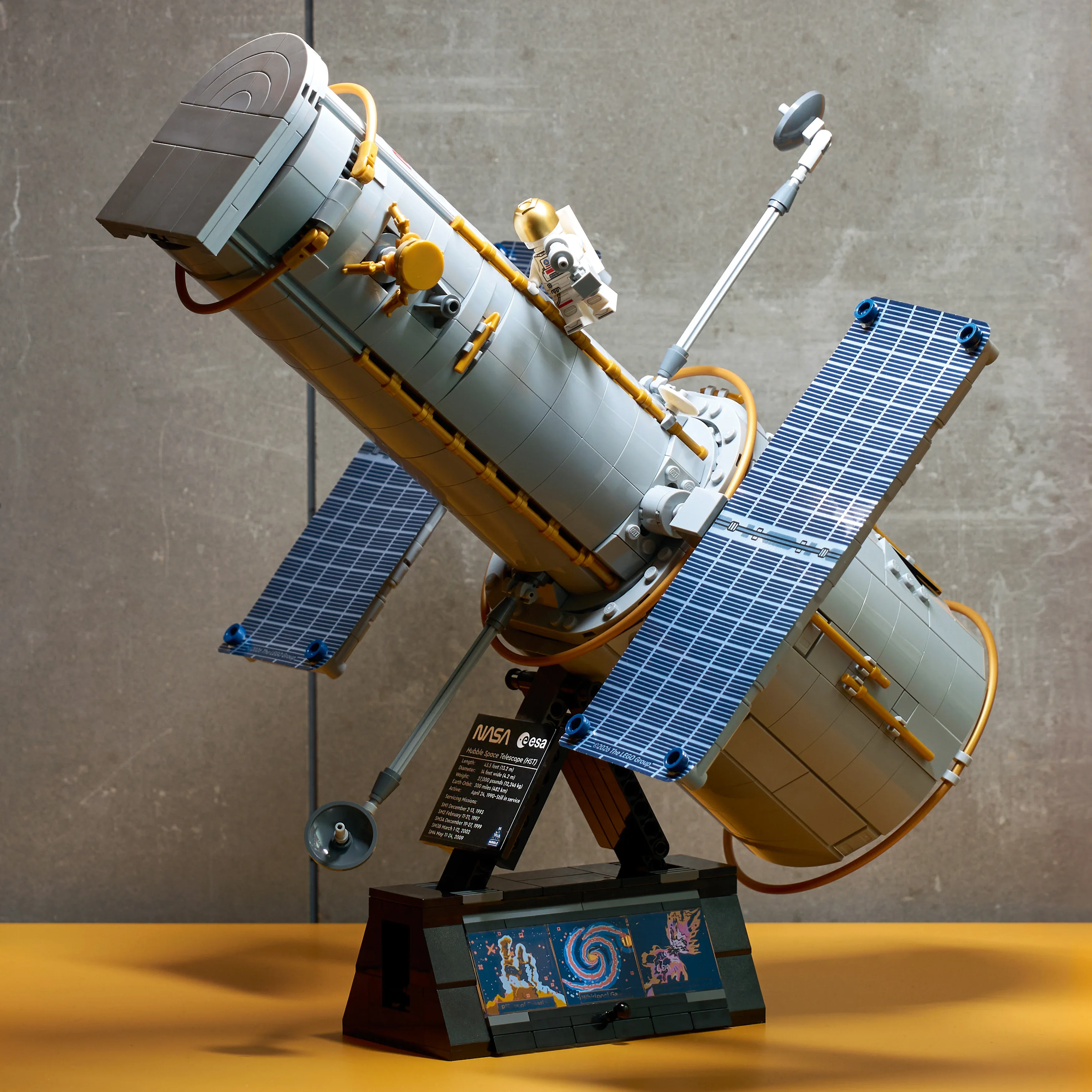 LEGO® Icons Rymdteleskopet Hubble 11382