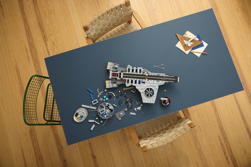 LEGO® | Marvel S.H.I.E.L.D. Helicarrier Byggset 76354