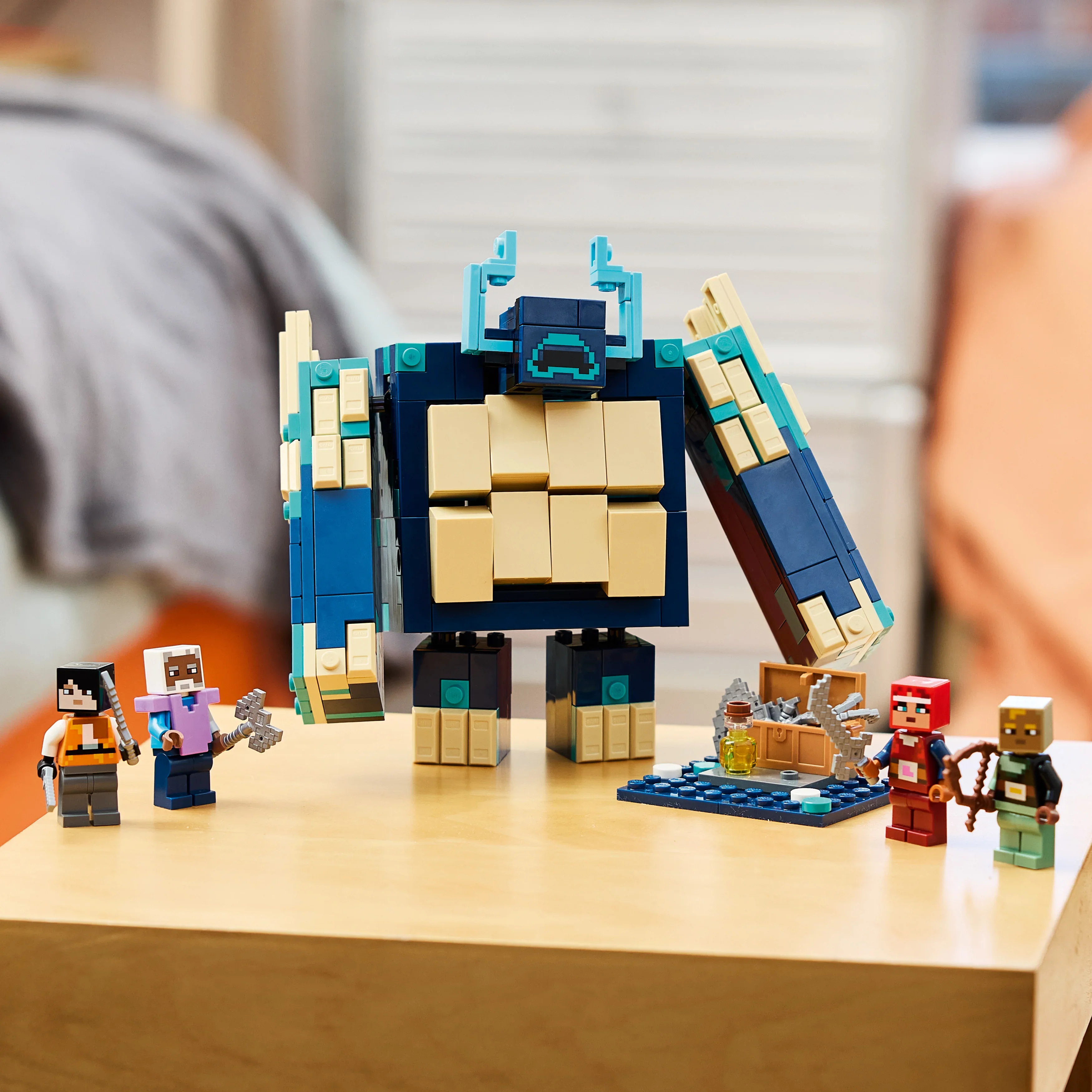 LEGO® Minecraft 21591, Striden mot den förvrängda väktaren