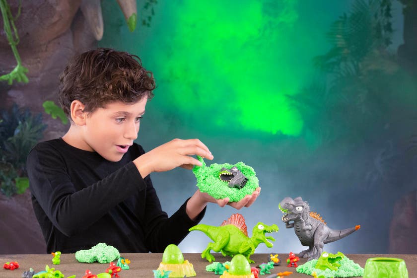 Smashers, Mega Jurassic Light, Up