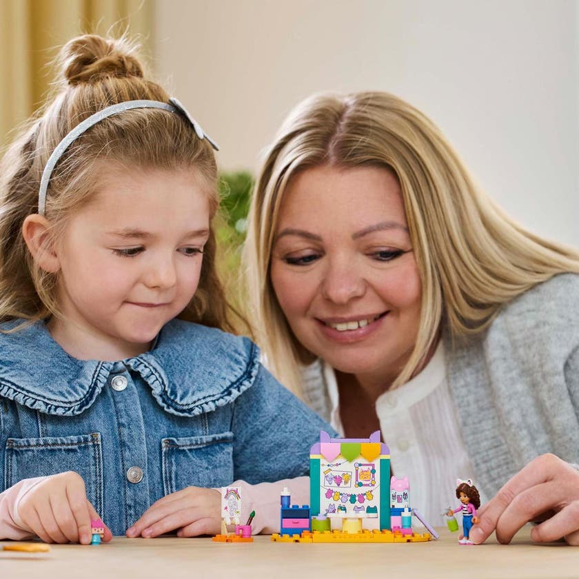 LEGO Gabby’s Dollhouse 10795, Pyssel med Lill-boxen