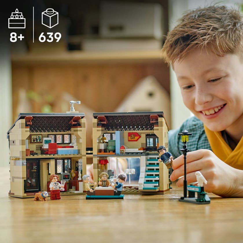 LEGO Harry Potter 76451, Privet Drive: faster Marges besök